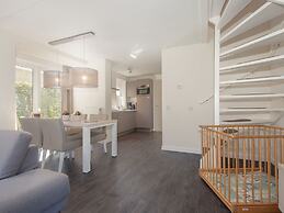 Comfy Kidsvilla Near the Beach