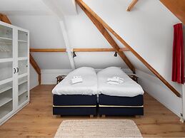 Tatched Villa With Dishwasher, 1 km From the Beach