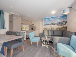 Comfy Chalet With Dishwasher, 500 m From the Beach