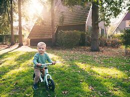 Restyled House With hot Tub, City of Breda at 10km