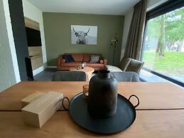 Restyled House With two Bathrooms, Breda at 10 km