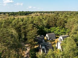 Detached Forest Villa With Dishwasher at De Veluwe