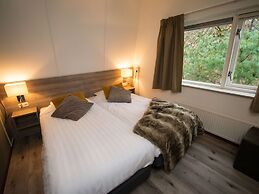 Detached Forest Villa With Dishwasher at De Veluwe
