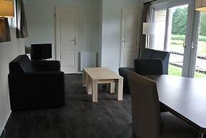 Cozy Chalet With Sloop in Giethoorn