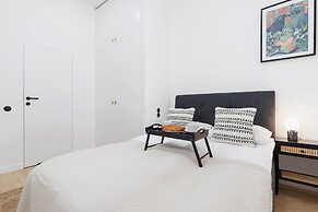 Apartment Dwernickiego Cracow by Renters