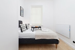 Apartment Dwernickiego Cracow by Renters