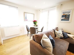 Seaside Apartment in the Heart of East Wittering Village