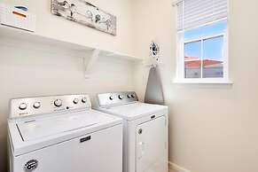 Modern & Stunning Home near Breweries and Old Town!
