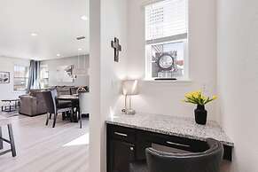Modern & Stunning Home near Breweries and Old Town!