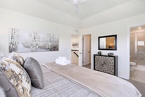 Modern & Stunning Home near Breweries and Old Town!