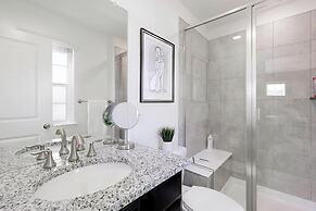 Modern & Stunning Home near Breweries and Old Town!