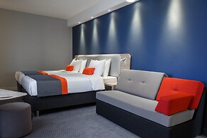 Holiday Inn Express Almaty by IHG