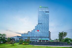 Holiday Inn Luzhou Longjian by IHG