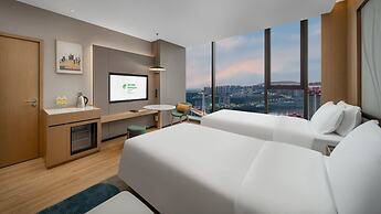 Holiday Inn Luzhou Longjian by IHG