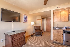 Grand Lodge Condo In The Heart Of Mt Cb 1 Bedroom Condo - No Cleaning 