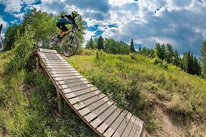 Grand Lodge Condo In The Heart Of Mt Crested Butte 1 Bedroom Condo - N