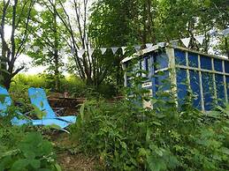 Pilgrims Shepherd's Hut - Goosewell Glynn Glamping