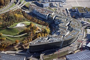 Hyatt Place Zurich Airport The Circle