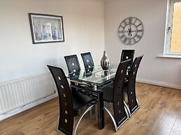 Glasgow City Escape - Spacious 3 Bedroom Apartment