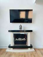 The OVO Hydro Penthouse With Free Parking