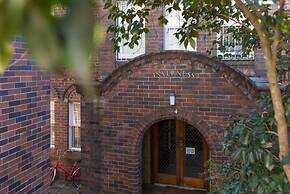 Luxury Escape in Bellevue Hill Apartment