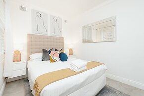 Luxury Escape in Bellevue Hill Apartment