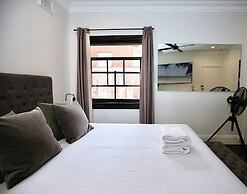 Lux Quiet Apartment in Potts Point