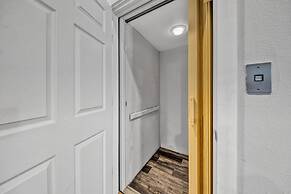 Shane and Nina's Crystal Destiny