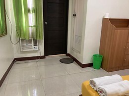 OYO 815 Carisil Bldg