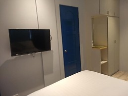 OYO 816 Oktowaves Hotel