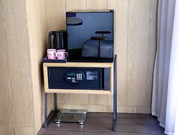 Moxy Shenzhen North Station