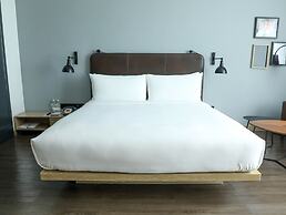 Moxy Shenzhen North Station