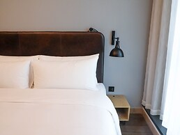 Moxy Shenzhen North Station