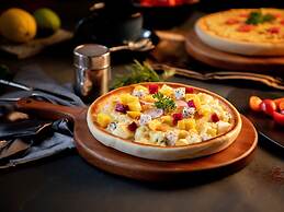 Moxy Shenzhen North Station