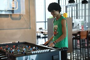 Moxy Shenzhen North Station