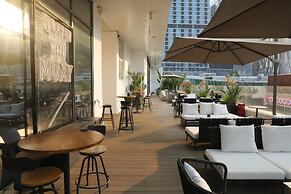 Moxy Shenzhen North Station