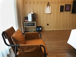 Moxy Shenzhen North Station