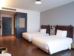 Moxy Shenzhen North Station