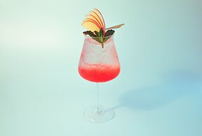 Moxy Shenzhen North Station