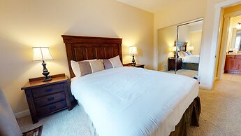 Mammoth Gateway Village 7 Pet-Friendly, Mountain Modern with Private J