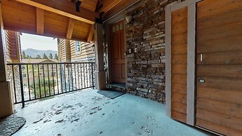 Mammoth Gateway Village 7 Pet-Friendly, Mountain Modern with Private J