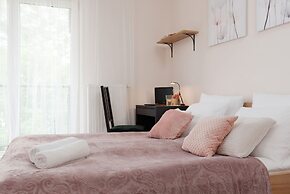 Apartment Banderii Warsaw by Renters