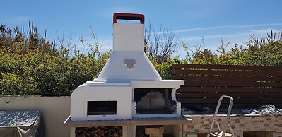 Rustic Villa With Pool, Sleeps 6 & Terrace