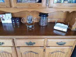 Rustic Villa With Pool, Sleeps 6 & Terrace