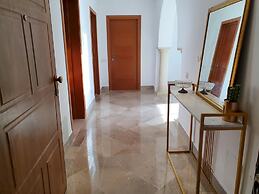 Majestic Malaga Apt de Luxe Entre Marsa Carthage