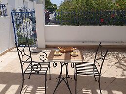 Golden Tulip APT Spacieux Avec Deux Terrasses