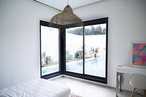 Les Verrières De Gammarth: Villa moderne +Piscine
