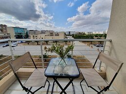 Prestige Luxurious 120m2 Next to UN Offices Lac2