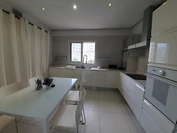 Prestige Luxurious 120m2 Next to UN Offices Lac2