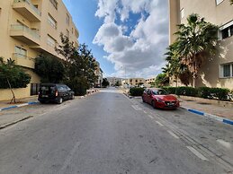 Prestige Luxurious 120m2 Next to UN Offices Lac2